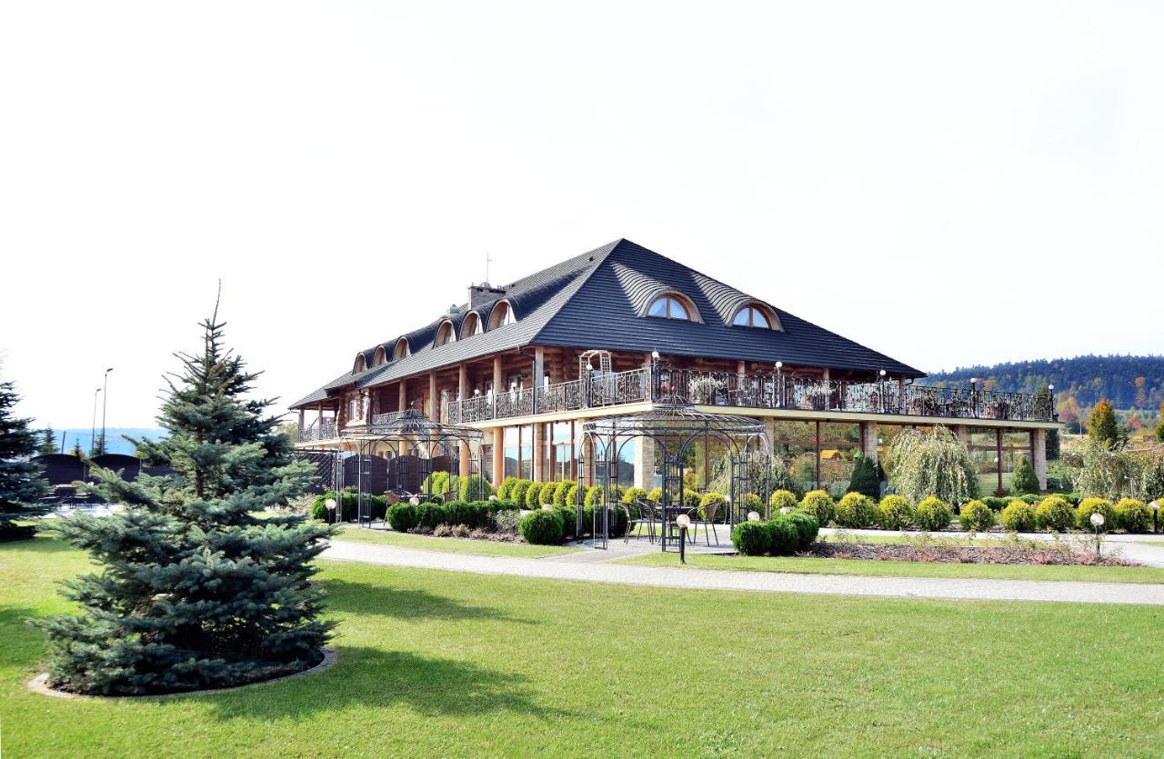 Hotel Swietokrzyski Dwor Nowa Slupia Buitenkant foto